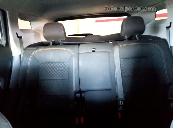 3GKALMEV5ML359042 2021 GMC TERRAIN White Widok tylnych siedzeń