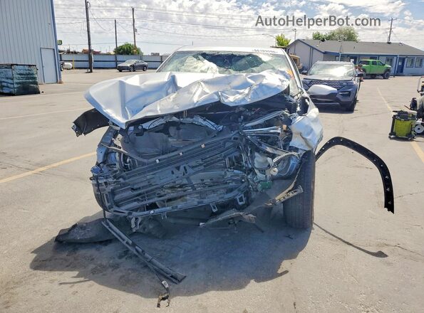 3GKALMEV8JL202097 2018 GMC TERRAIN Silver წინა ხედი