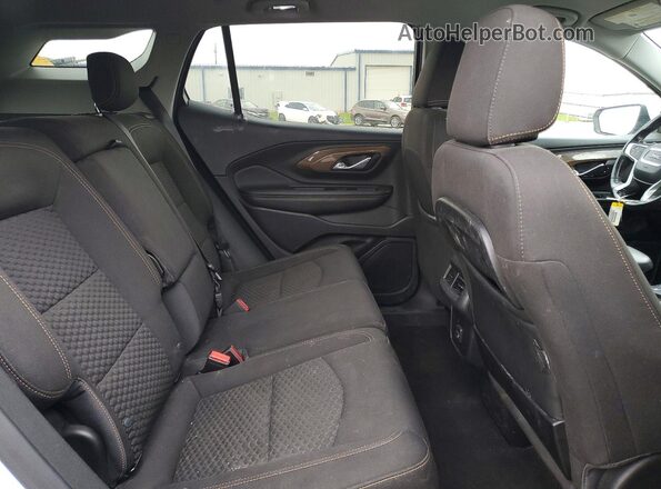 3GKALMEV8KL200724 2019 GMC TERRAIN Silver Widok tylnych siedzeń