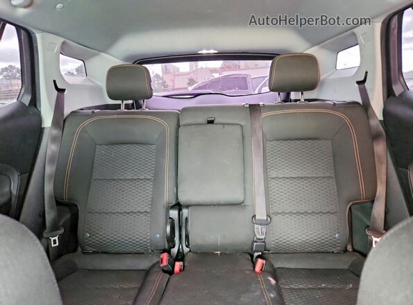 3GKALMEV8LL187992 2020 GMC TERRAIN White Widok tylnych siedzeń