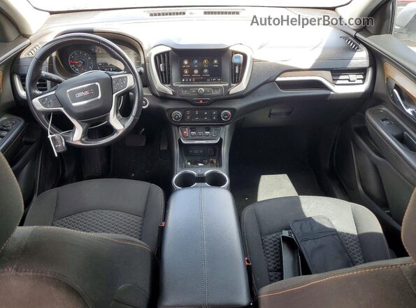 3GKALMEV9JL176982 2018 GMC TERRAIN Silver წინა პანელის ხედი