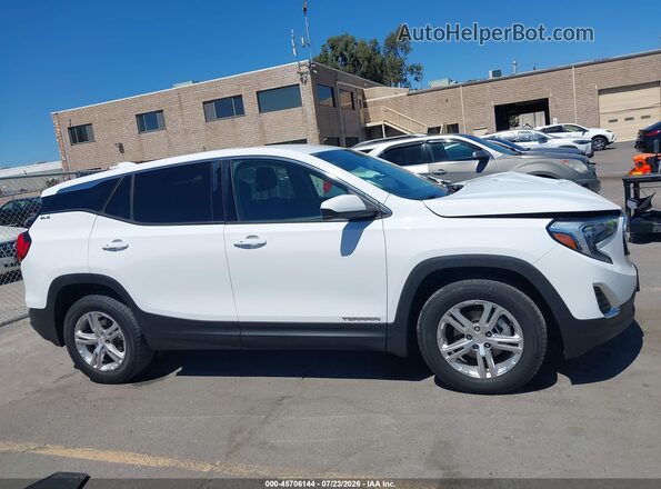 3GKALMEV9JL184094 2018 GMC TERRAIN White Rear interior view
