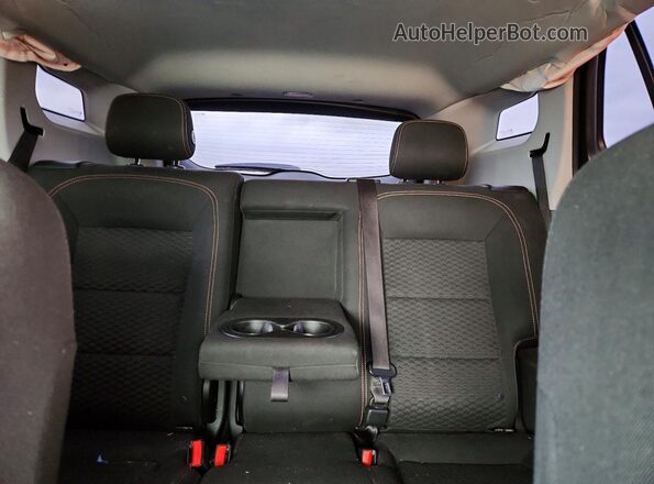 3GKALMEV9JL309952 2018 GMC TERRAIN White უკანა სავარძლების ხედი