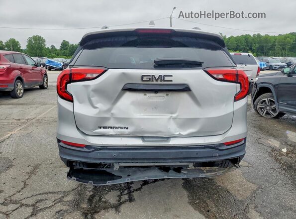 3GKALMEVXLL341568 2020 GMC TERRAIN Серебряный Вид сзади