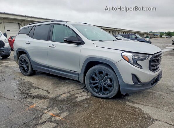 3GKALMEVXLL341568 2020 GMC TERRAIN Серебряный Передняя правая четверть