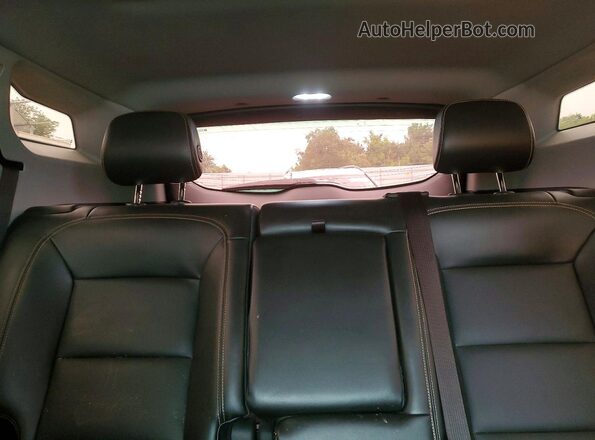 3GKALPEV5JL112858 2018 GMC TERRAIN Charcoal Widok tylnych siedzeń