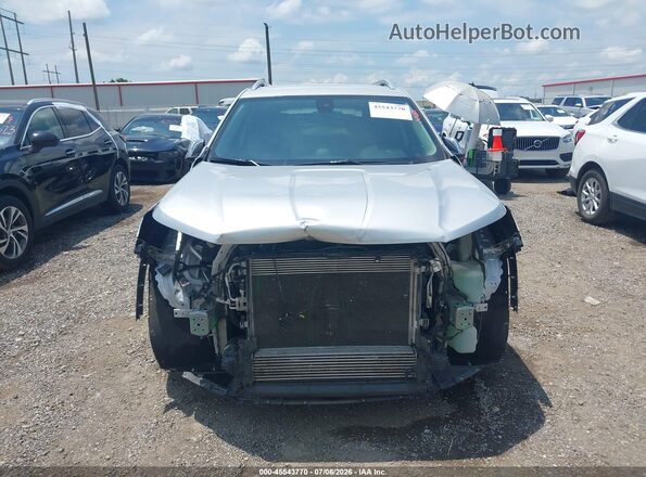 3GKALSEX1JL142699 2018 GMC TERRAIN Silver ხელსაწყოთა პანელის ხედი
