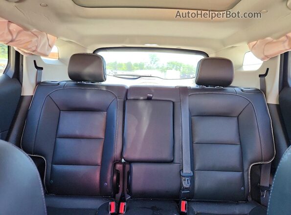 3GKALSEX8LL226327 2020 GMC TERRAIN Red Rear seats view