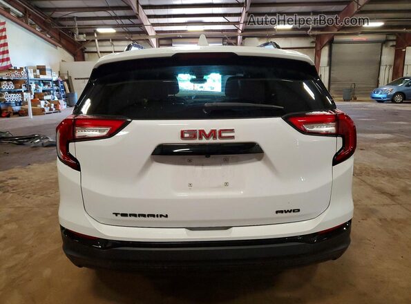 3GKALTEG0RL240575 2024 GMC TERRAIN White Հետևի տեսք