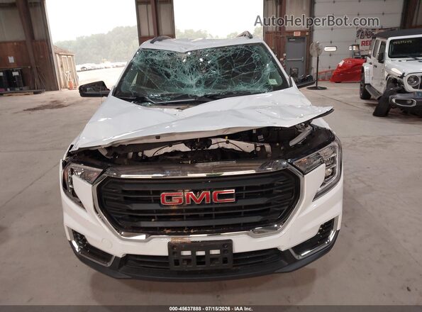 3GKALTEG1RL254582 2024 GMC TERRAIN Белый Вид щитка приборов