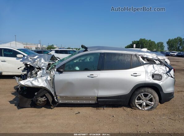 3GKALTEV5LL184543 2020 GMC TERRAIN Серебряный 