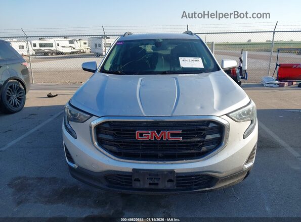 3GKALTEV8JL143238 2018 GMC TERRAIN Серебряный Вид щитка приборов