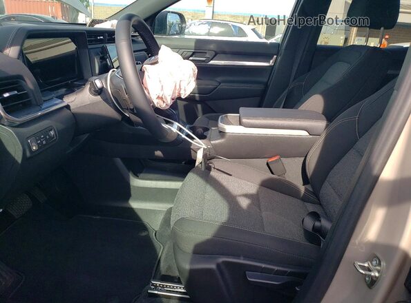 3GKALUEG2TL225203 2026 GMC TERRAIN Beige წინა სალონის ხედი