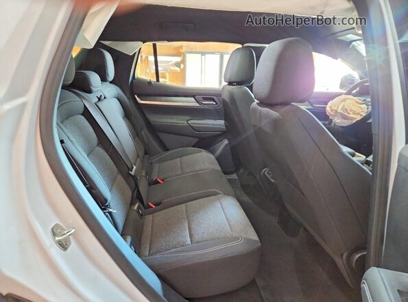 3GKALUEG3SL247015 2025 GMC TERRAIN White Rear interior view