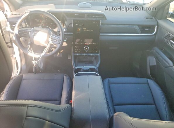 3GKALUEG4TL345102 2026 GMC TERRAIN White Вид панелі приладів