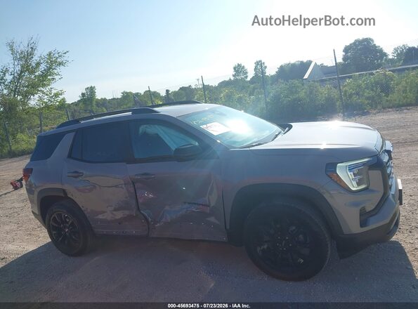 3GKALUEG9TL197576 2026 GMC TERRAIN Gray Вид задньої частини салону
