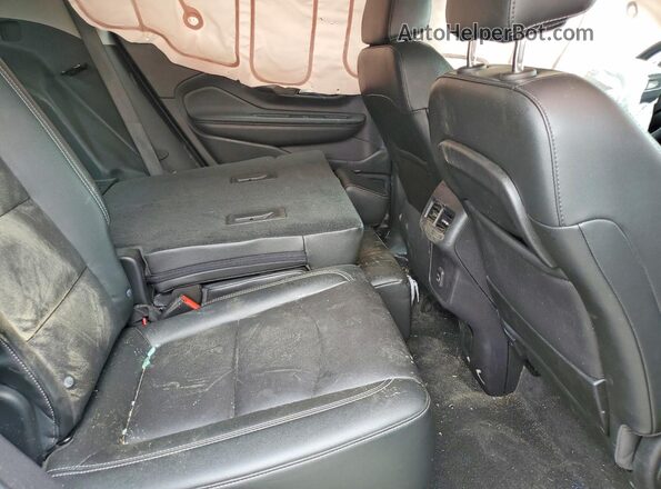 3GKALVEG0RL309678 2024 GMC TERRAIN White Vista interior trasera