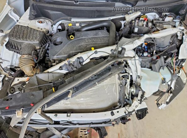 3GKALVEG5PL138228 2023 GMC TERRAIN Белый Вид подкапотного пространства