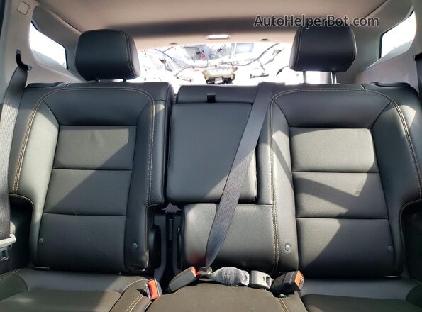 3GKALVEV0ML391029 2021 GMC TERRAIN White Widok tylnych siedzeń