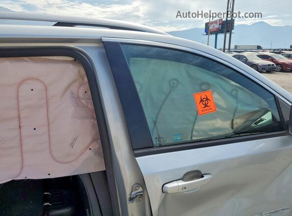 3GKALVEV4LL204437 2020 GMC TERRAIN Silver Widok tylnych siedzeń