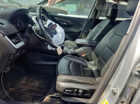 3GKALVEV7LL252899 2020 GMC TERRAIN Серебряный Вид салона спереди