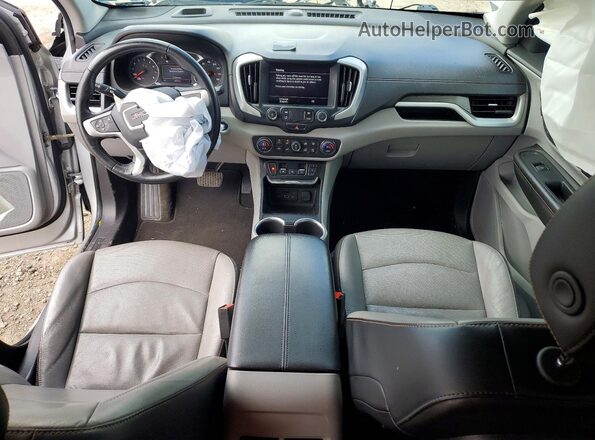 3GKALVEV9LL253648 2020 GMC TERRAIN Silver Dashboard view