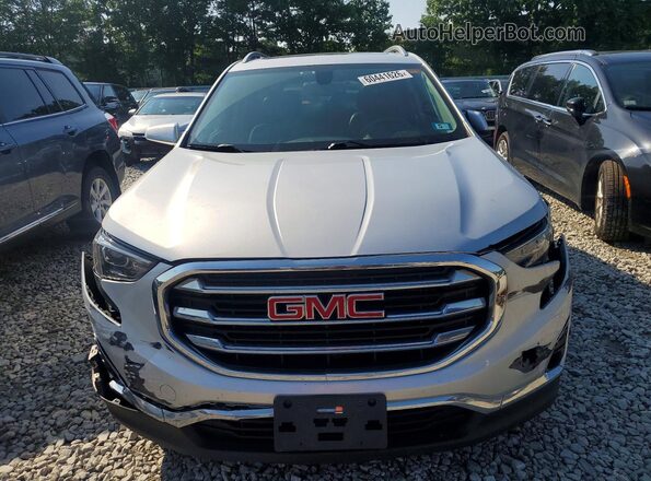 3GKALVEX4JL177464 2018 GMC TERRAIN Серебряный Вид спереди