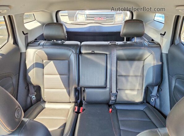 3GKALVEX6JL188613 2018 GMC TERRAIN Gray Vista de los asientos traseros