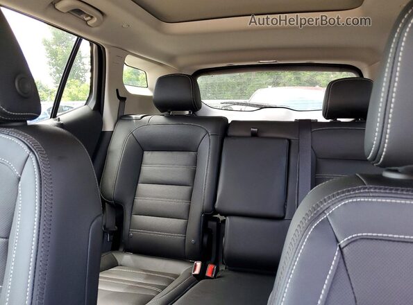 3GKALXEG3RL181853 2024 GMC TERRAIN Red Rear seats view