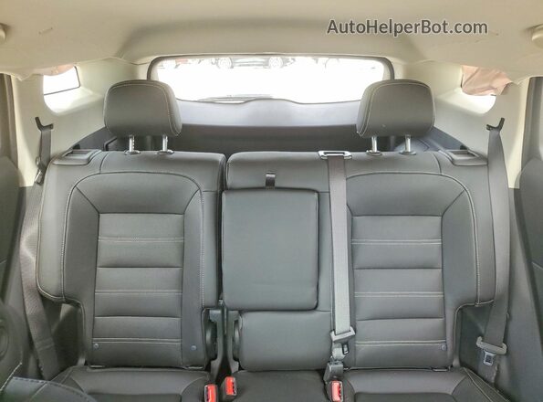 3GKALXEG9PL196211 2023 GMC TERRAIN Red Vista de los asientos traseros