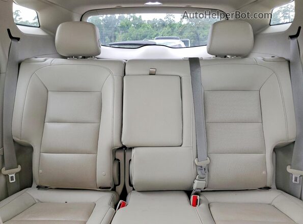3GKALXEX1KL192470 2019 GMC TERRAIN White უკანა სავარძლების ხედი