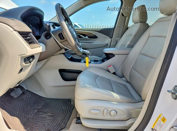 3GKALXEX6JL142632 2018 GMC TERRAIN Белый Вид салона спереди