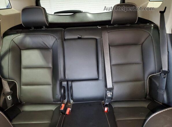 3GKALXEX9JL161207 2018 GMC TERRAIN Maroon Vista de los asientos traseros