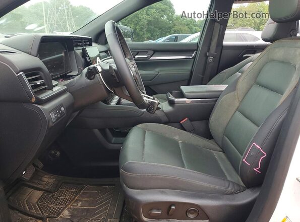 3GKALYEG1TL281821 2026 GMC TERRAIN Белый Вид салона спереди