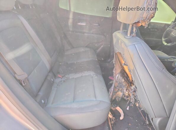3GKALYEG9TL125154 2026 GMC TERRAIN Silver Vista interior trasera
