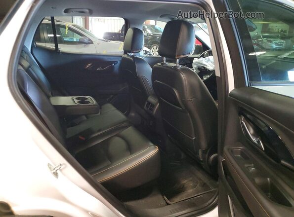 3GKALYEV2NL294045 2022 GMC TERRAIN Белый Вид задней части салона