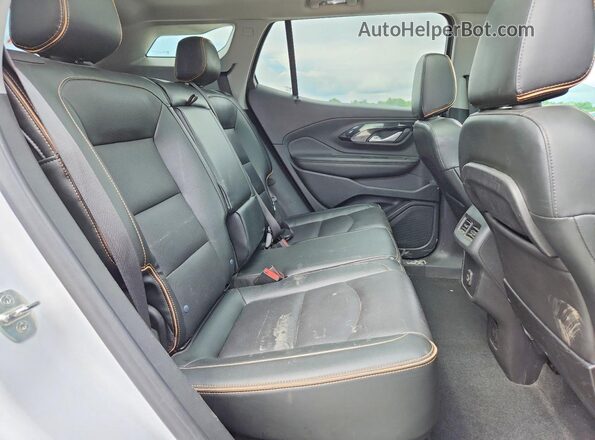3GKALYEV3NL310494 2022 GMC TERRAIN White Вид задньої частини салону