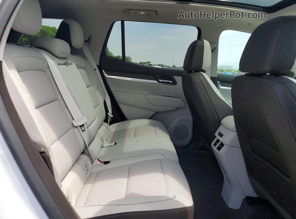 3GKALZEG5TL325597 2026 GMC TERRAIN White უკანა სალონის ხედი