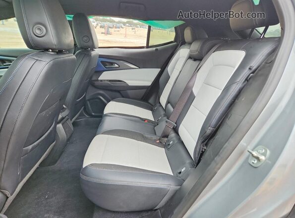 3GN7DLRP1SS141246 2025 CHEVROLET EQUINOX Gray უკანა სალონის ხედი
