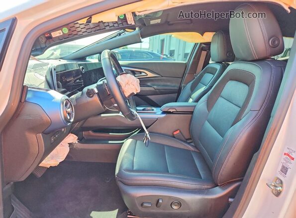 3GN7DLRP2SS190309 2025 CHEVROLET EQUINOX White Вид салону спереду