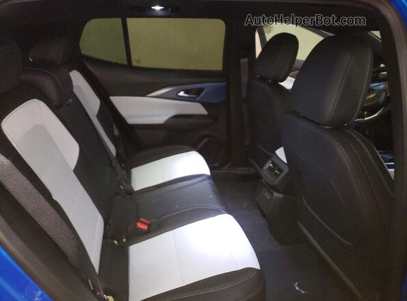 3GN7DLRP7SS116917 2025 CHEVROLET EQUINOX Blue Rear interior view