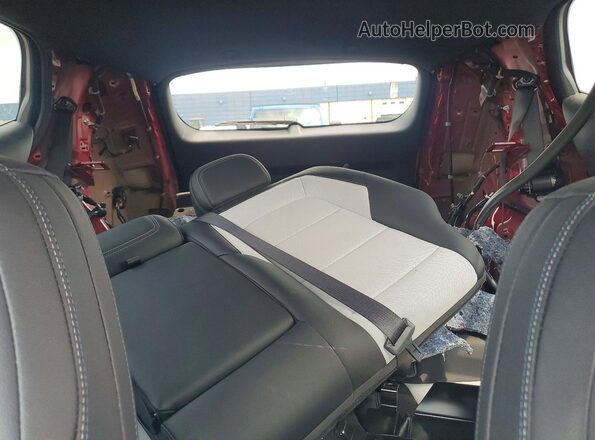 3GN7DLRR0SS156855 2025 CHEVROLET EQUINOX Red Vista de los asientos traseros