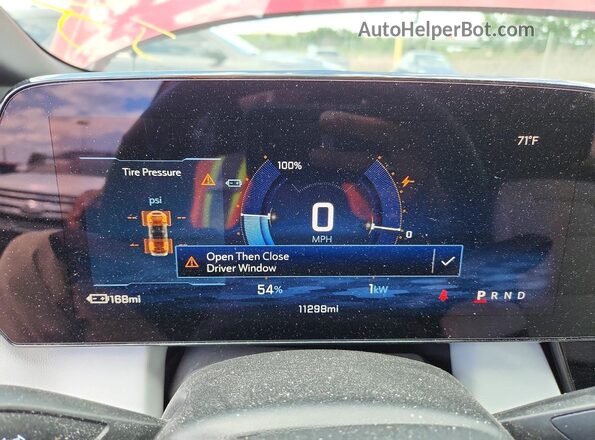 3GN7DLRR0SS156855 2025 CHEVROLET EQUINOX Red Vista del cuadro de instrumentos