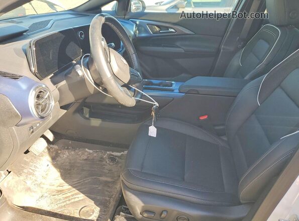 3GN7DLRR4SS111336 2025 CHEVROLET EQUINOX Белый Вид салона спереди