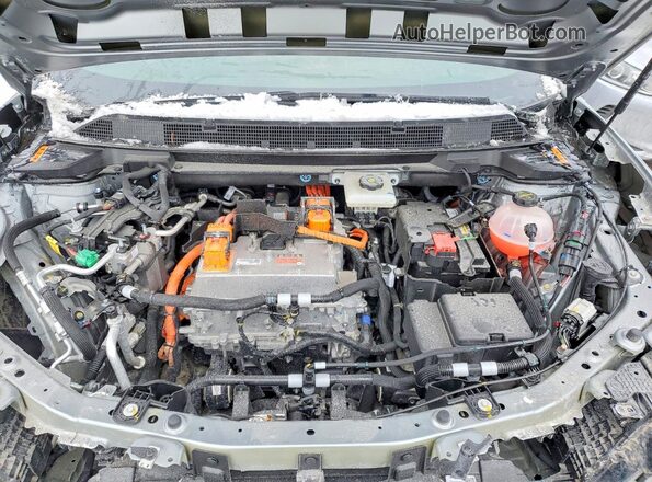 3GN7DLRR4SS249099 2025 CHEVROLET EQUINOX Gray Vista del compartimento del motor