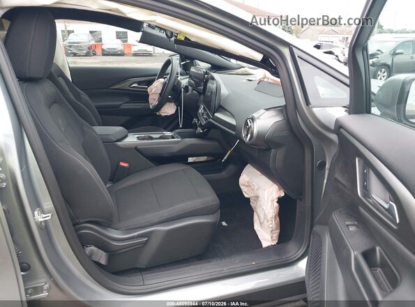 3GN7DMRP9TS132222 2026 CHEVROLET EQUINOX Gray წინა სალონის ხედი