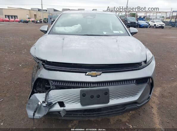 3GN7DMRP9TS132222 2026 CHEVROLET EQUINOX Gray ხელსაწყოთა პანელის ხედი