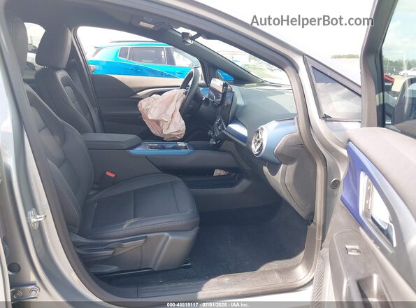 3GN7DNRP5SS227932 2025 CHEVROLET EQUINOX Silver Вид салону спереду