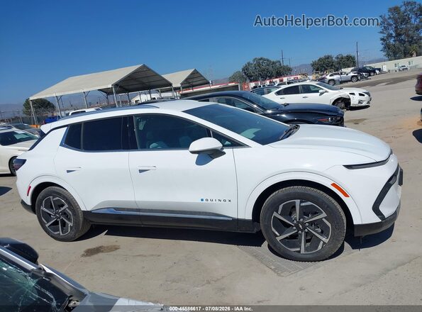 3GN7DNRP6SS217877 2025 CHEVROLET EQUINOX White უკანა სალონის ხედი