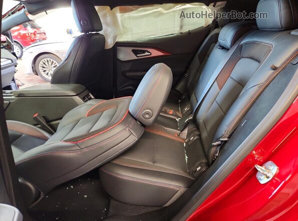 3GN7DSRP4TS117132 2026 CHEVROLET EQUINOX Red Rear seats view